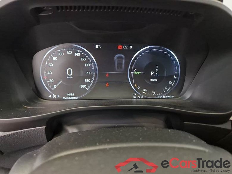VOLVO XC40 / 2021 / 5P / SUV T5 RECHARGE PLUG-IN AUTO PLUS BRIGHT #4