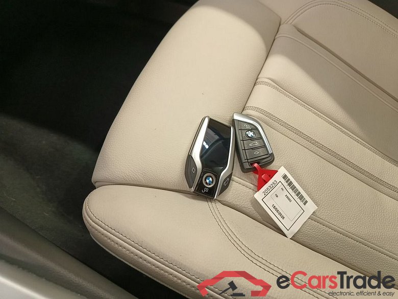 BMW 5 - 2020 530eXA 184hp PHEV 4d #4