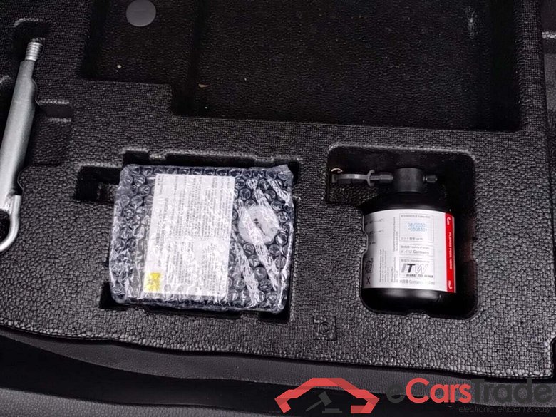 TOYOTA C-HR 1.8 Hybrid 140 Dynamic #6
