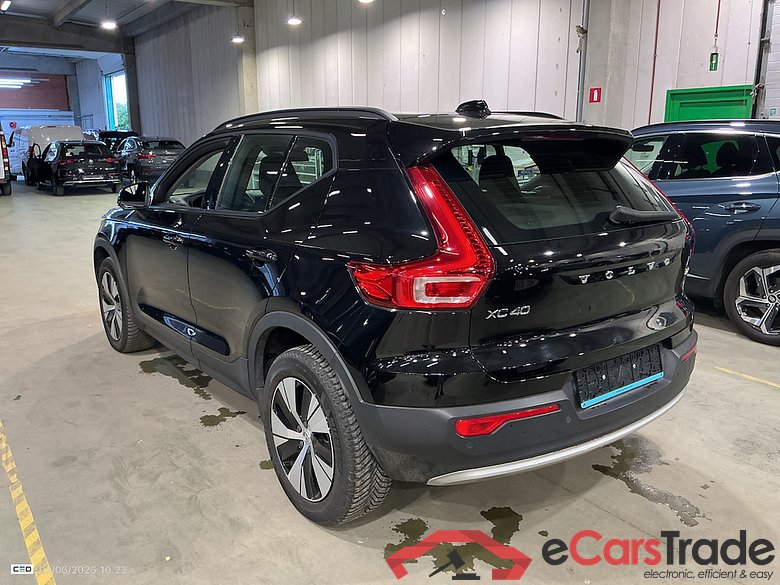 VOLVO XC40 1.5 T2 ESSENTIAL #3