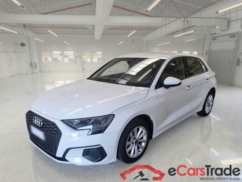 AUDI A3 / 2020 / 5P / BERLINA 30 TDI BUSINESS S.BACK #1