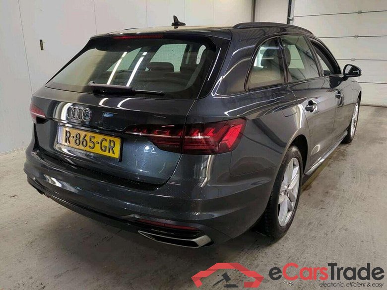 AUDI A4 Avant 35 TFSI Adv Edition #2