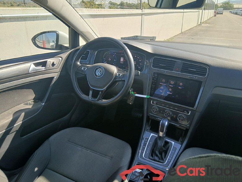 VOLKSWAGEN Golf / 2016 / 5P / berlina con portón e-Golf ePower 110 kW (136CV) #3