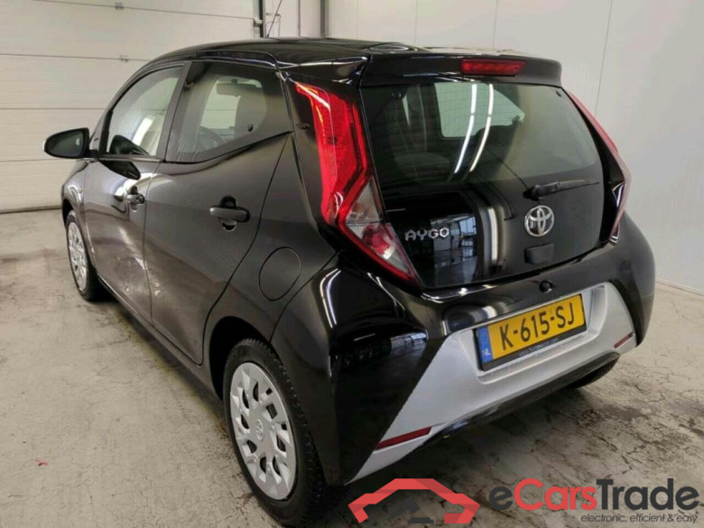 TOYOTA Aygo 1.0 VVT-i x-play #6