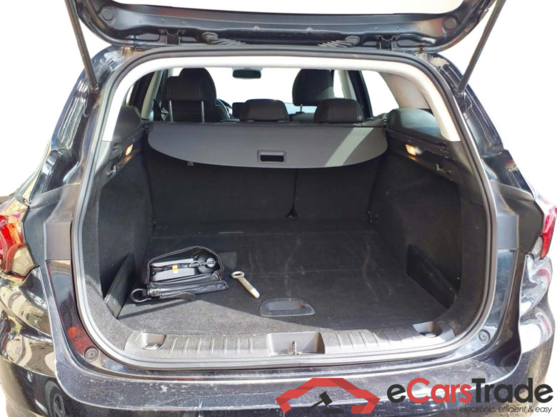 Fiat Tipo Cross 1.5 Firefly Turbo 130 ch S&S DCT7 Hybrid #3