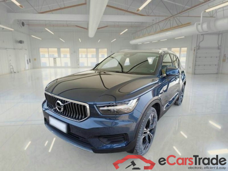 VOLVO XC40 / 2017 / 5P / FUORISTRADA T4 PLUG-IN HYBRID AUTO RECHARGE INSCR N1