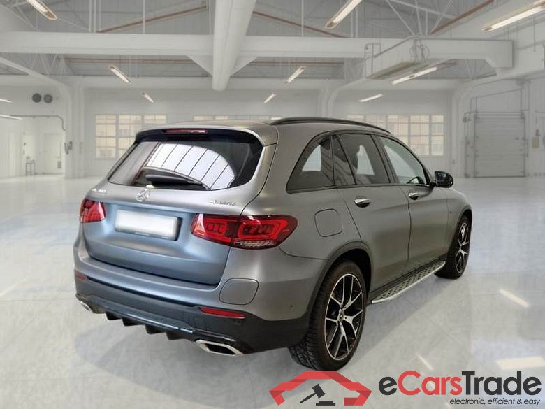 MERCEDES-BENZ GLC / 2019 / 5P / SUV 300 E 4MATIC EQ-POWER PREMIUM PLUS AUT #2