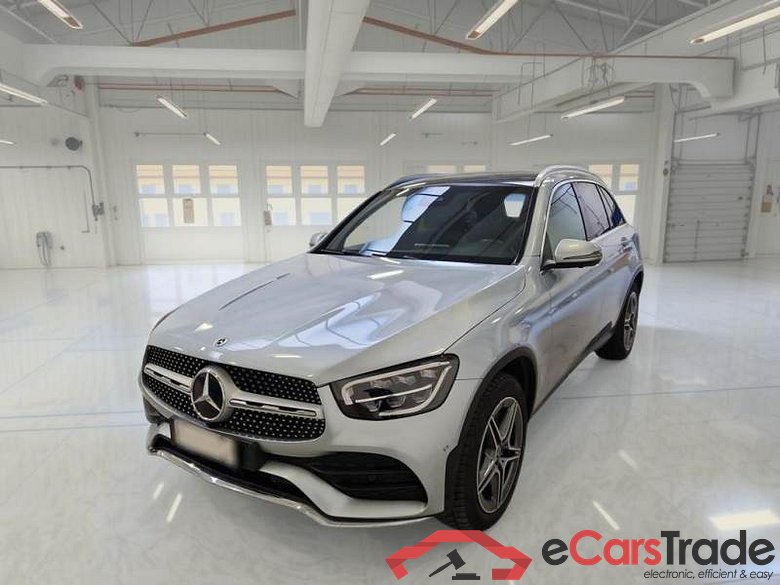 MERCEDES-BENZ GLC / 2019 / 5P / SUV 300 DE 4MATIC EQ-POWER PREMIUM PLUS AUT