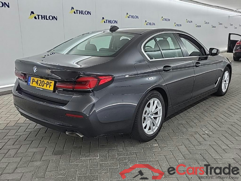 BMW 5 Serie Sedan 520iA Business Edition Plus 4D 135kW #3
