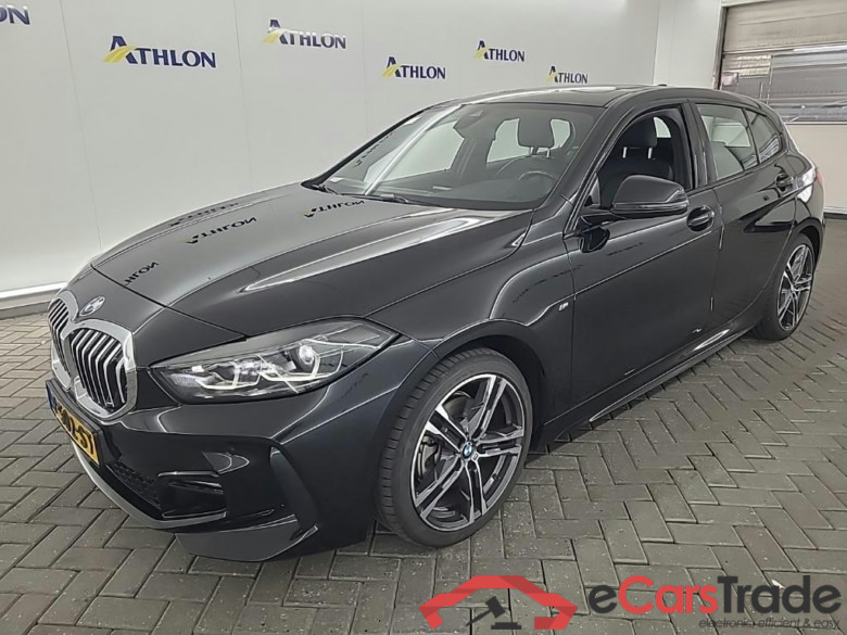 BMW 1-serie 118iA Business Edition Plus 5D 100kW #1