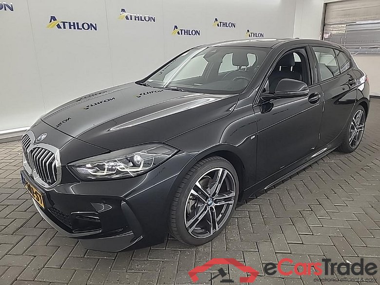 BMW 1-serie 118iA Business Edition Plus 5D 100kW