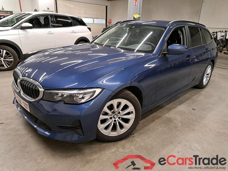 BMW - BMW 3 TOURING 318d 150PK Business Edition & PDC Front & Rear #1