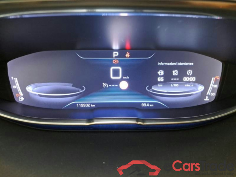 PEUGEOT 5008 / 2017 / 5P / SUV BLUEHDI 130 BUSINESS EAT8 S/S AUT. #4