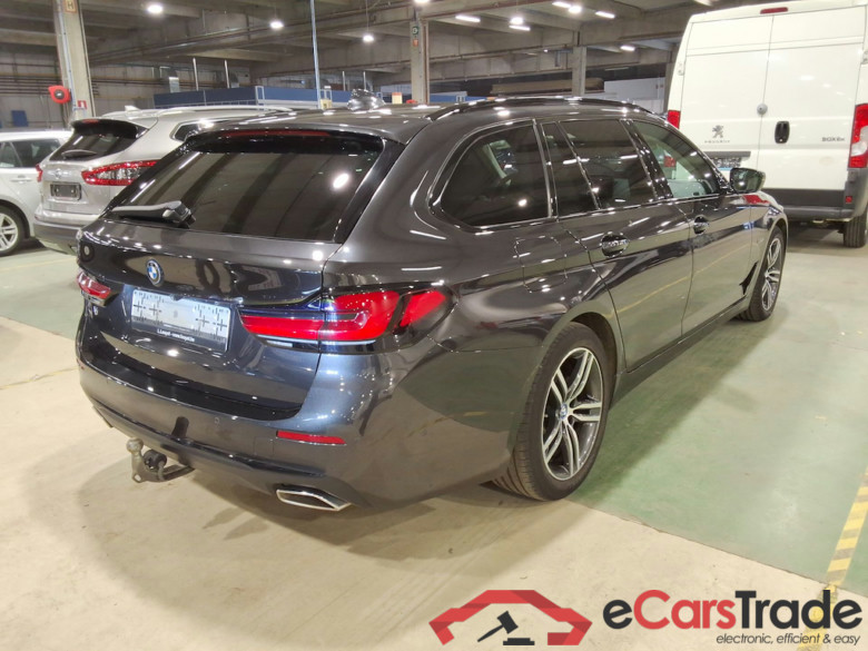 BMW 5 SERIES TOURING 2.0 520E TOURING AUTO #3