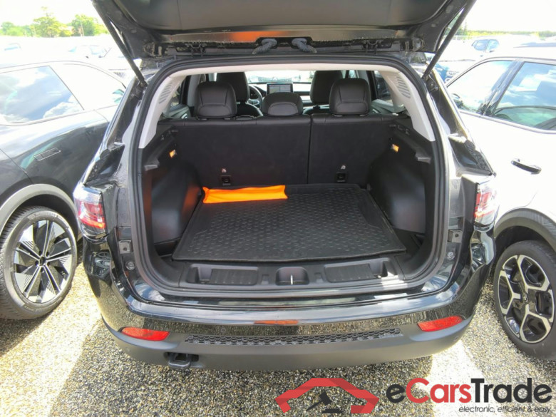 JEEP COMPASS 240 AT6 TRHK RSK #6