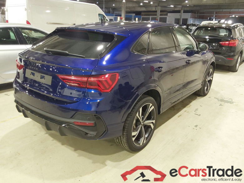 AUDI Q3 SPORTBACK 1.4 45 TFSI E S TRONIC S LINE #4