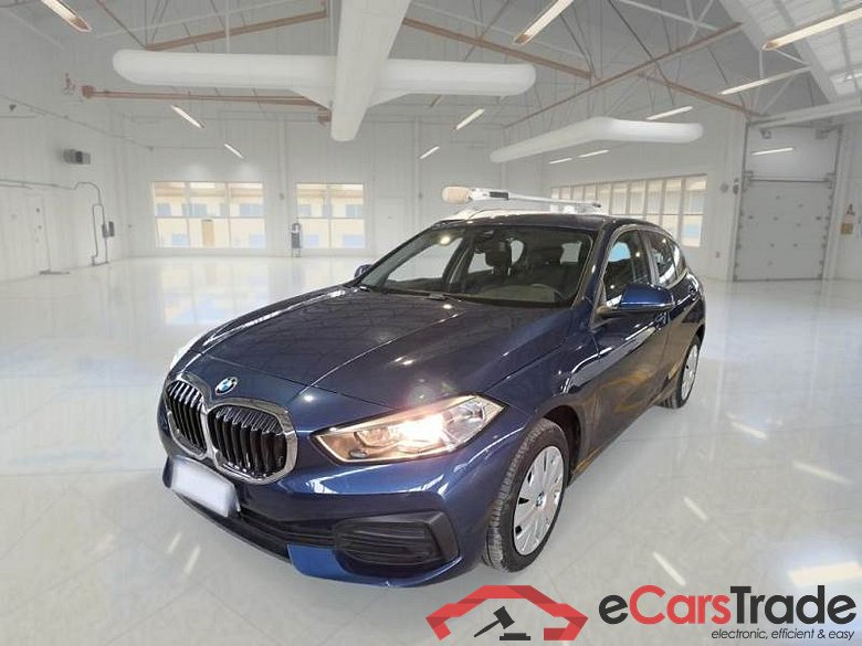 BMW SERIE 1 / 2019 / 5P / BERLINA 116D