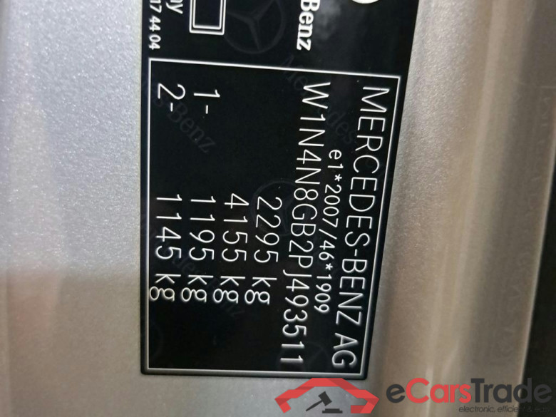 MERCEDES - MER GLA 250e 218PK DCT Business Line * HYBRID * #6
