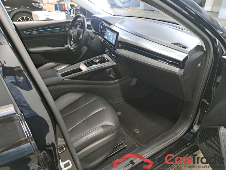 MG MG5 Luxury 61 kWh 156 hp #5