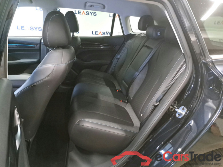 MG MG5 Luxury 61 kWh 156 hp #6