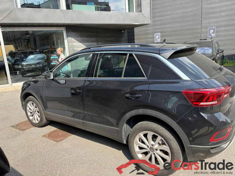 VOLKSWAGEN T-Roc 1.5 TSI Life Business DSG #4