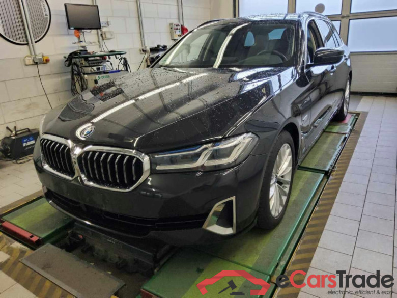 BMW 5 Touring (G31)(2017->) DE - Kb5 530 e EU6d, xDrive Luxury Line OPF, (Facelift) 2020 - 2024 #1