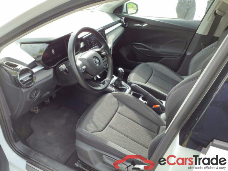 Skoda Fabia (PJ3)(06.2021->) - Hagelschaden am Fzg. DE - LimS5 1.0 TSI EU6d, Tour OPF, 2021 - 2023 #2