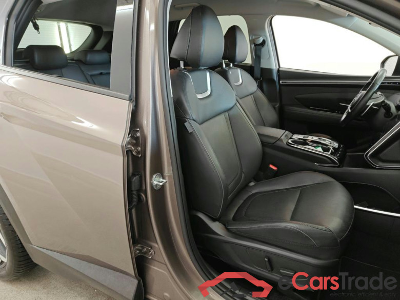 Hyundai Tucson 1.6 T-GDI HEV Premium Automaat 5d #3