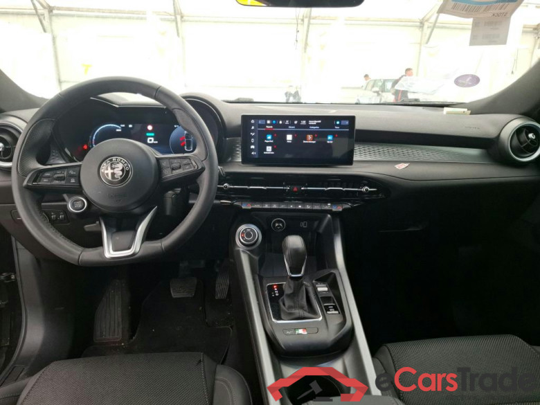 ALFA ROMEO Tonale / 2022 / 5P / SUV 1.5T Hybrid 130 TCT7 Sprint OPERATION STOCK #5