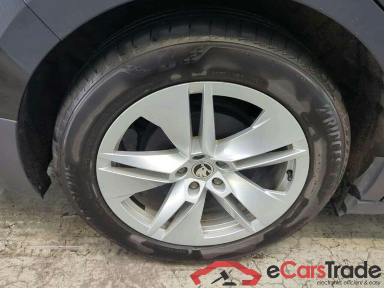 SKODA Enyaq iV 60 #4