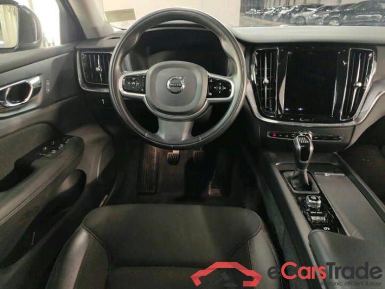 Volvo V60 2.0 D3 Momentum Pro LED-Xenon Virtual ACC Navi 1/2 Leather KeylessGo Klima PDC ... #5