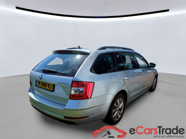 SKODA Octavia Combi 85 kW #5