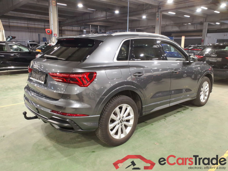AUDI Q3 1.4 45 TFSI E S TRONIC S LINE #4