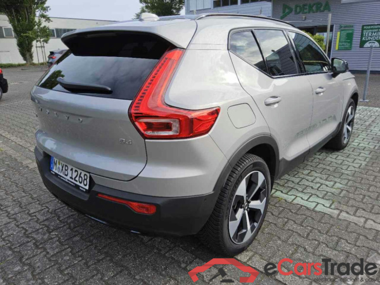 Volvo XC40 (2017->) DE - SUV5 B4 2WD EU6d, Plus Dark, (Facelift) 2022 - 2024 #3