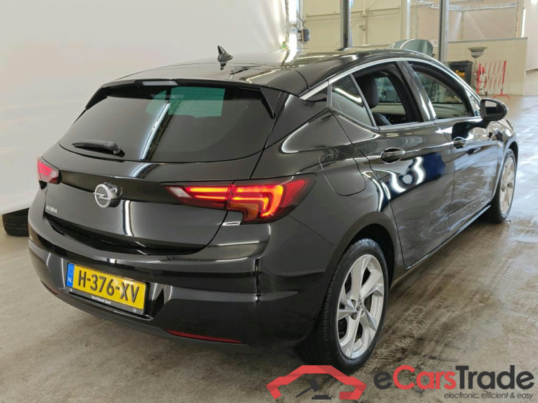 Opel Astra 1.2 turbo 81kW Launch Elegance 5d #2