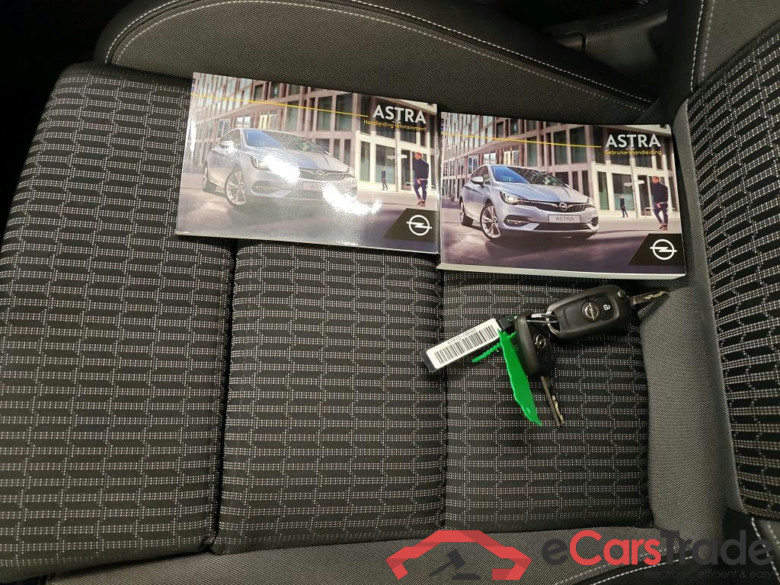 Opel Astra 1.2 turbo 81kW Launch Elegance 5d #4