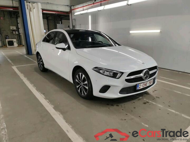 Mercedes A-Klasse Limousine A-Klasse Limousine A 250 e Business Line (PHEV) 160kW/218pk  4D/P Auto-7 #2