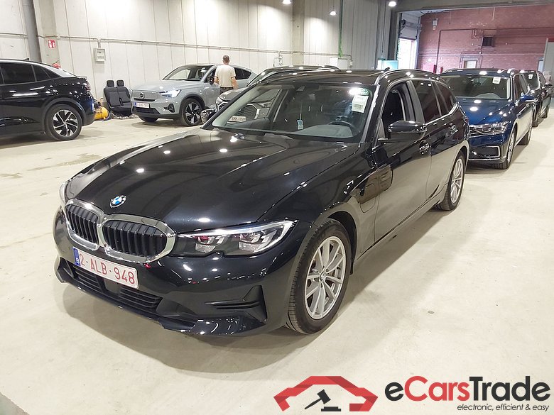 BMW 3 TOURING - 2019 330eA PHEV