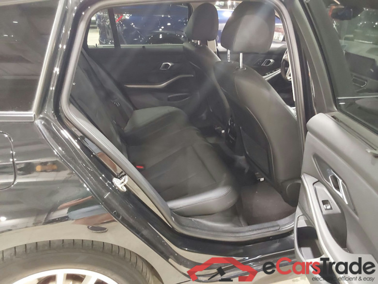 BMW 3 TOURING - 2019 330eA PHEV #5