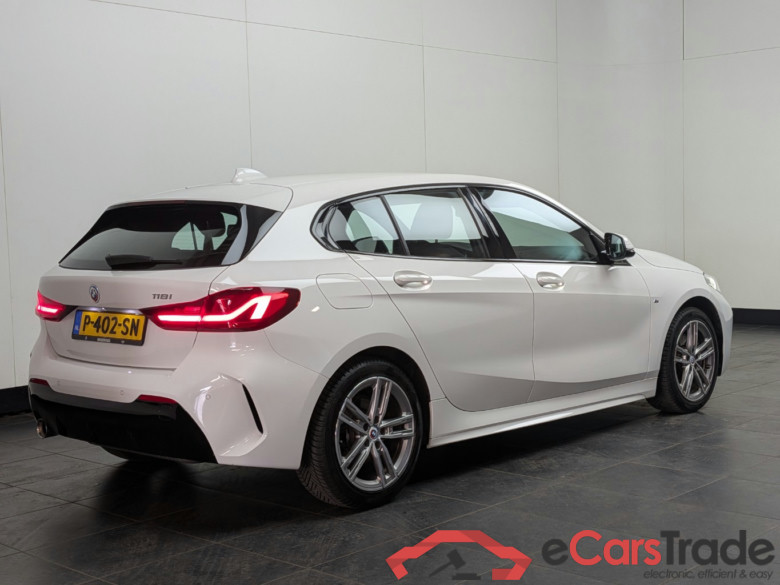 BMW 1-serie 118i High Exec #3