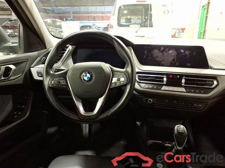 BMW 1 SERIES HATCH 1.5 116D (85KW) #6