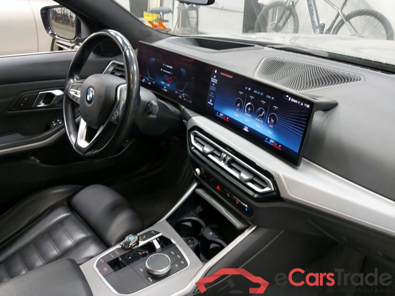 BMW - BMW 3 TOURING 318iA 156PK With Vernasca Heated Seats & Live Cockpit Nav Pro & Parking Assistant Pack & Removable Towing Hook * PETROL * #3