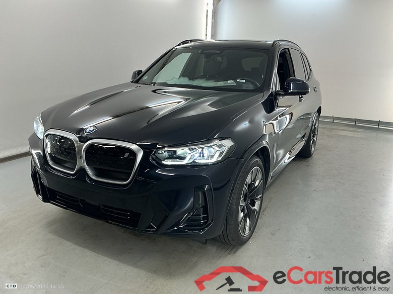 BMW IX3 80KWH AUTO