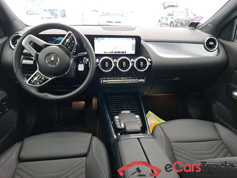 MERCEDES-BENZ GLA / 2020 / 5P / SUV GLA 250 e BUSINESS LINE DCT #5