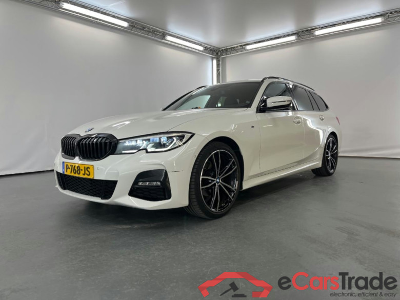 BMW 3-SERIE TOURING 318i Business Edition Plus #1