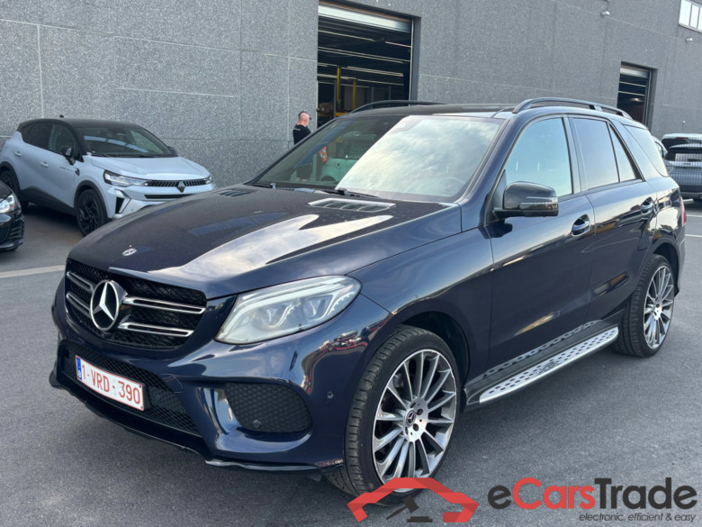 Mercedes GLE 250d AMG 4Matic Aut. Pano LED-Multibeam Leather Navi KeylessGo Camera 360 Klima PDC ... #1