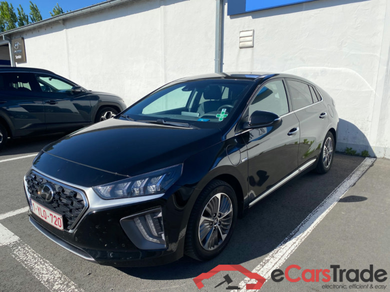 Hyundai Ioniq 1.6 GDI Plug-In Hybrid Aut. Virtual Infinity Display Leather KeylessGo Camera Klima PDC ... #1