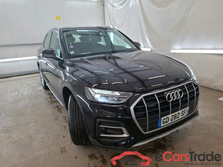 AUDI Q5 / 2020 / 5P / SUV 50 TFSI e 299 QTT S TRO 7 BUSINESS EXE #4