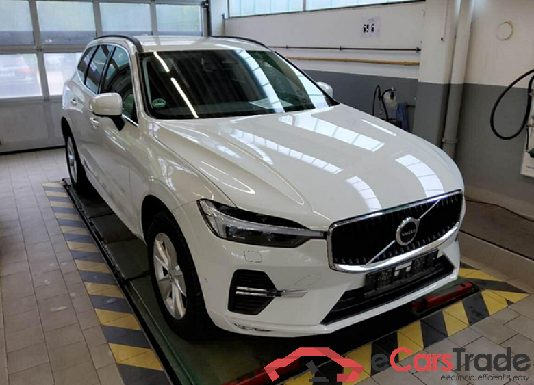 Volvo XC60 (03.2017->) DE - SUV5 B4 (Benzin) 2WD EU6d, Momentum Pro Mild-Hybrid, (Facelift) 2021 - 2022 #4