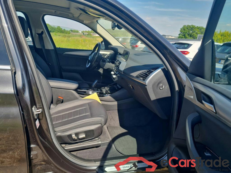 BMW I - BMW IX3 sDrive35 286PK With Vernasca Electric Heated Sport Seats & Cruise Control & Park Sensors Front & Rear & Pano Roof & Electric Foldable Towing Hook  * ELECTRIC * #3
